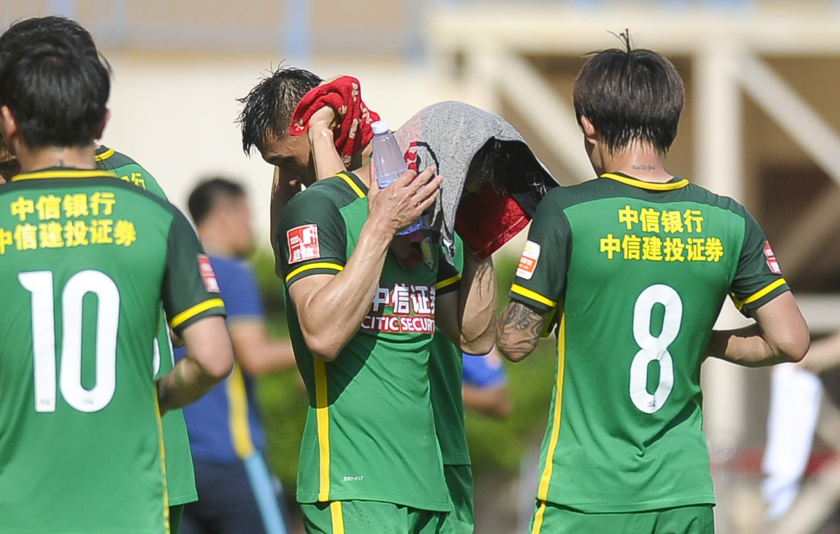 中国金年会-里程碑夜！埃因霍温复出首秀，CBA常规赛清晨刷纪录，压力陡增，控场能力受关注